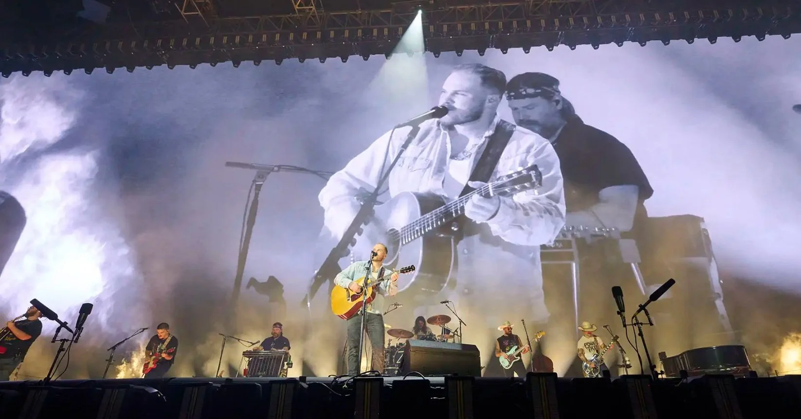10 Reasons Zach Bryan’s U.S. Bank Show Was Worth Every Penny — Pulltab